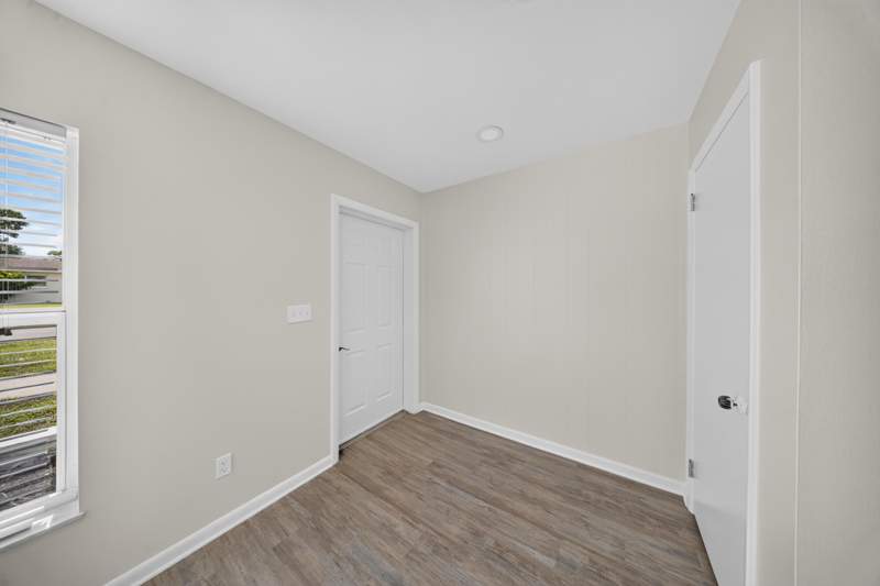 3 bedroom Single Family Residence at 216 W Arbor Avenue, River Park Unit 1, Port St. Lucie — photo 5