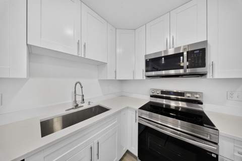 216 W Arbor Avenue, Port St. Lucie FL - photo 11 of 33