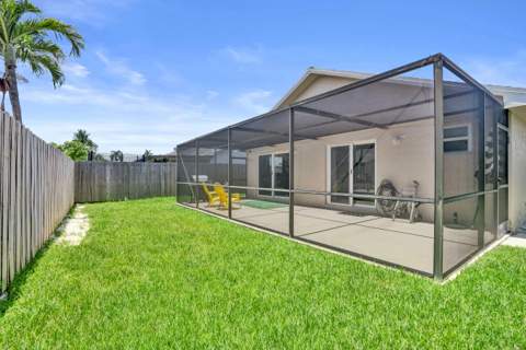 8340 SW 41st Street, Davie FL - photo 13 of 18