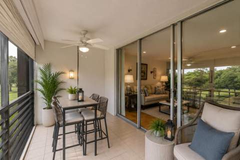 625 Oaks Drive #405, Pompano Beach FL - photo 16 of 61