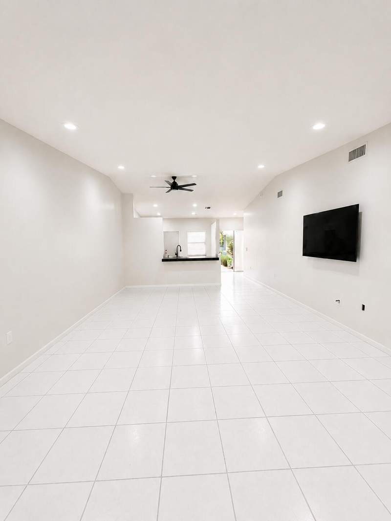 2 bedroom Villa at 6356 Pointe Pleasant Circle, Huntington Pointe, Delray Beach — photo 5