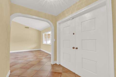 4529 Square Lake Drive, Palm Beach Gardens FL - photo 7 of 67