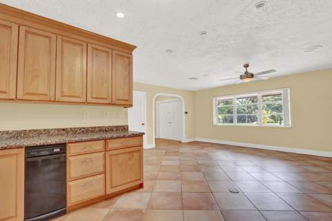 4529 Square Lake Drive, Palm Beach Gardens FL - photo 21 of 67