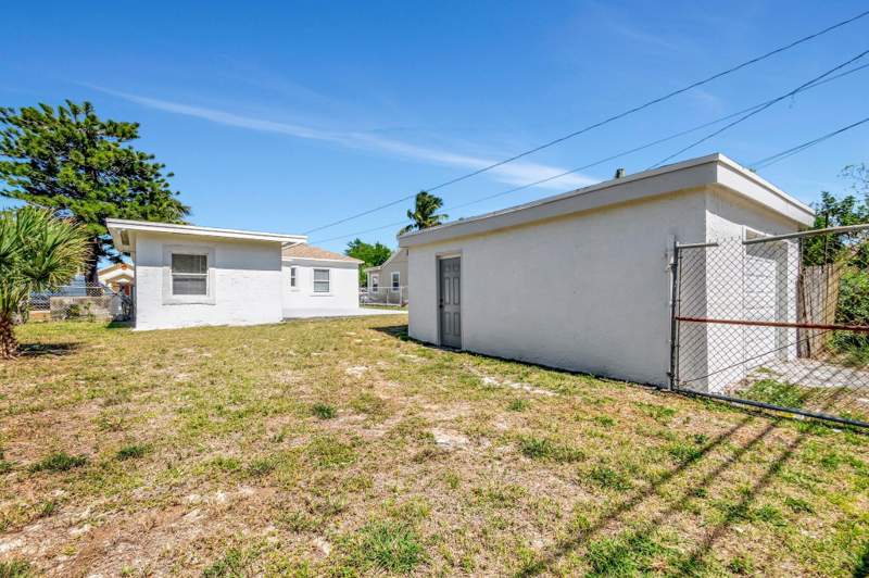 3 bedroom Single Family Residence at 950 29th Street, Northwood, West Palm Beach — photo 5