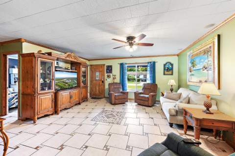 1005 Mohawk Street, Jupiter FL - photo 12 of 19