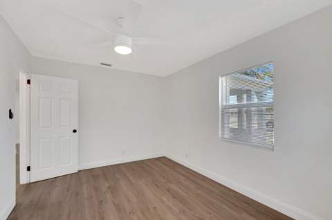 950 29th Street, West Palm Beach FL - photo 15 of 21