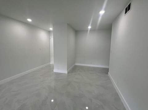 136 NE 19th Court #112f, Wilton Manors FL - photo 10 of 18