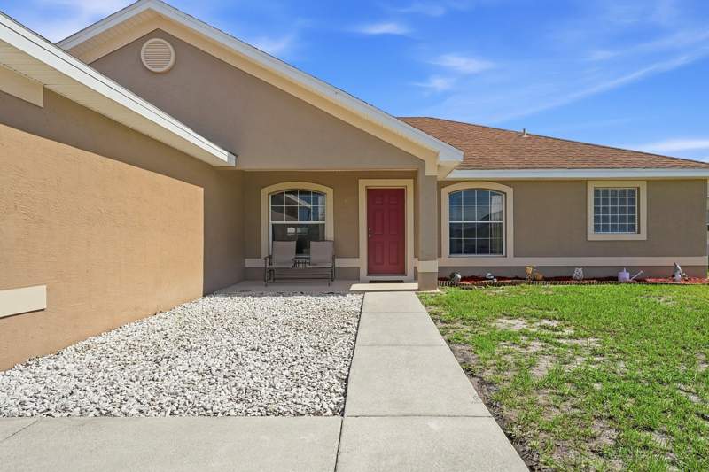 3 bedroom Single Family Residence at 1781 SW Starman Avenue, Port St Lucie Section 19, Port St. Lucie — photo 3