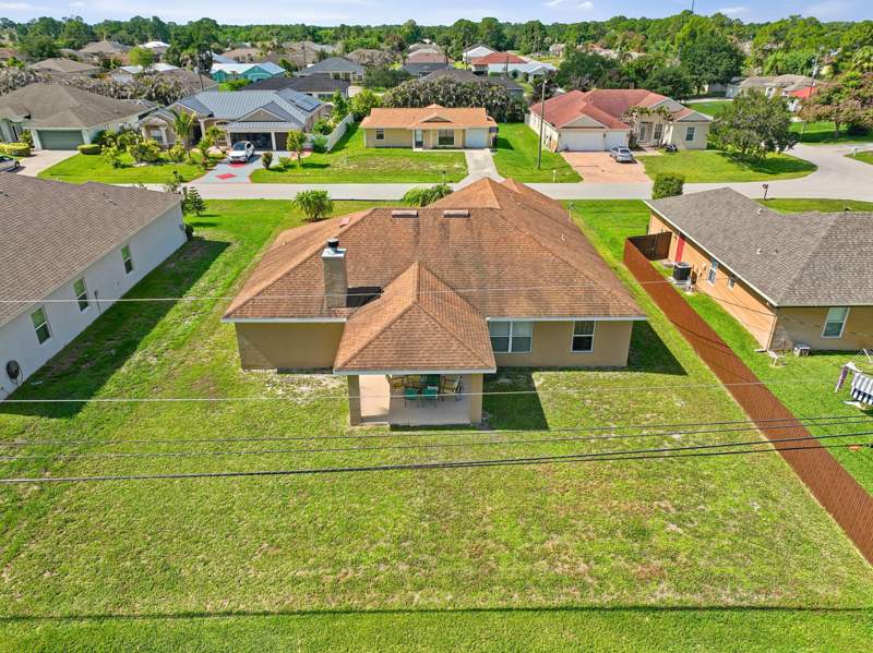 3 bedroom Single Family Residence at 1781 SW Starman Avenue, Port St Lucie Section 19, Port St. Lucie — photo 4