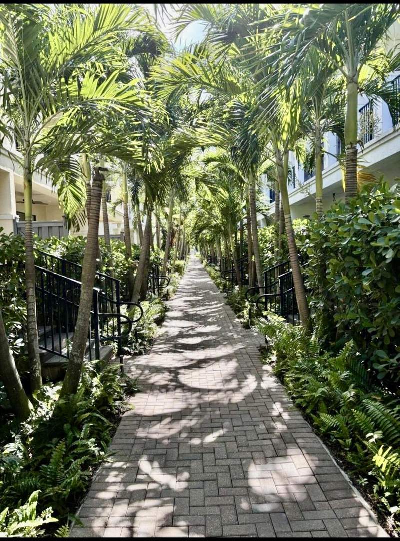 3 bedroom Townhouse at 621 Windward Circle, Casa Del Mar, Boynton Beach — photo 5