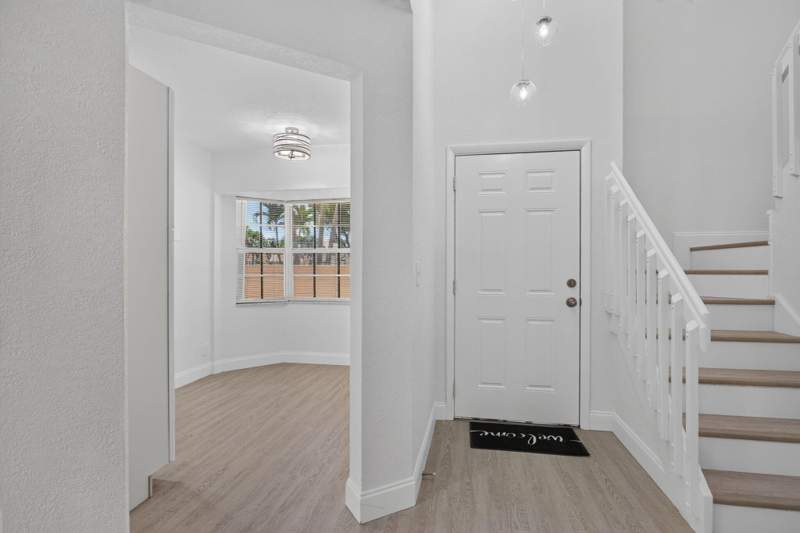 3 bedroom Condominium at 11451 Lakeview Drive #3a, Portofino Condominium, Coral Springs — photo 3