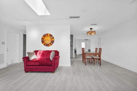 1050 NW 73rd Terrace, Margate FL - photo 6 of 33