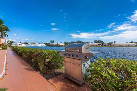 925 SW 11th Avenue #3j, Hallandale FL - photo 21 of 28