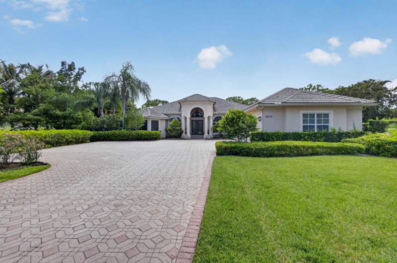 4 bedroom Single Family Residence at 8055 Woodsmuir Drive, Bay Hill, West Palm Beach — photo 3
