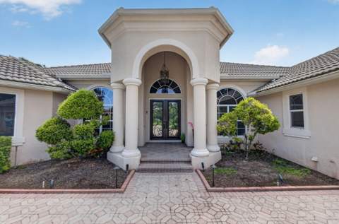 8055 Woodsmuir Drive, West Palm Beach FL - photo 6 of 99