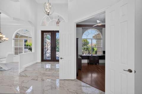 8055 Woodsmuir Drive, West Palm Beach FL - photo 8 of 99
