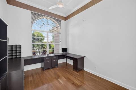 8055 Woodsmuir Drive, West Palm Beach FL - photo 9 of 99