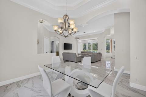 8055 Woodsmuir Drive, West Palm Beach FL - photo 16 of 99