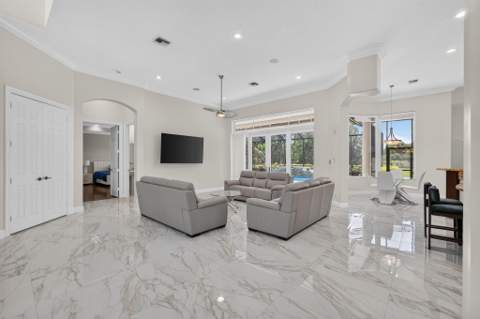 8055 Woodsmuir Drive, West Palm Beach FL - photo 17 of 99