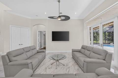 8055 Woodsmuir Drive, West Palm Beach FL - photo 19 of 99