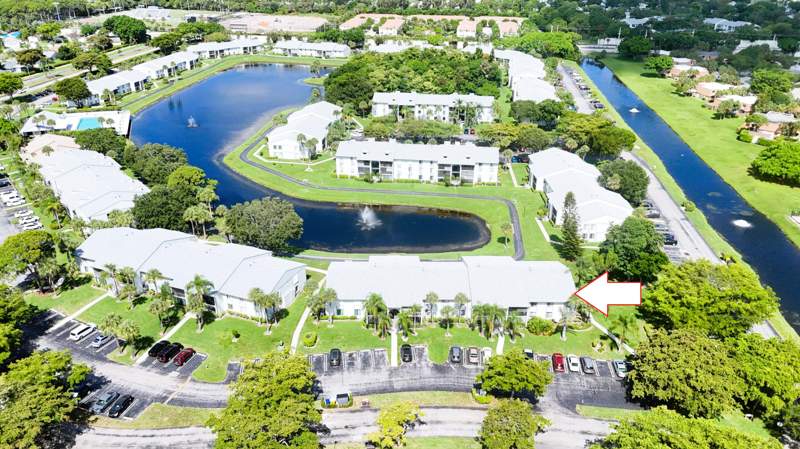 3 bedroom Condominium at 1013 Green Pine Boulevard #H2, Palm Club Village I Condo, West Palm Beach — photo 2