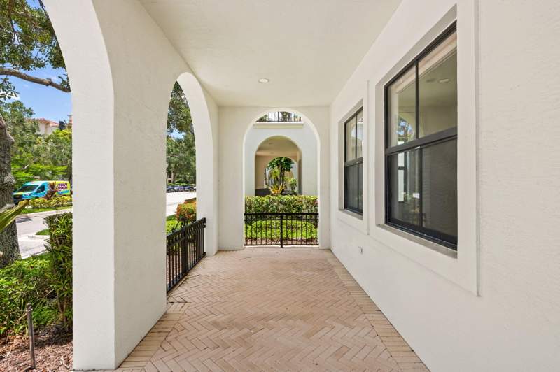 3 bedroom Townhouse at 3171 NW 125th Avenue, Sawgrass Lakes, Sunrise — photo 4