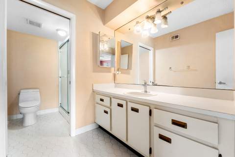 105 Tropic Isle Drive #22d, Delray Beach FL - photo 18 of 30