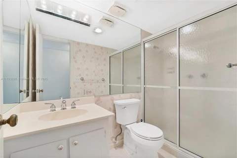 2532 Boundbrook Drive #104, Palm Springs FL - photo 8 of 15