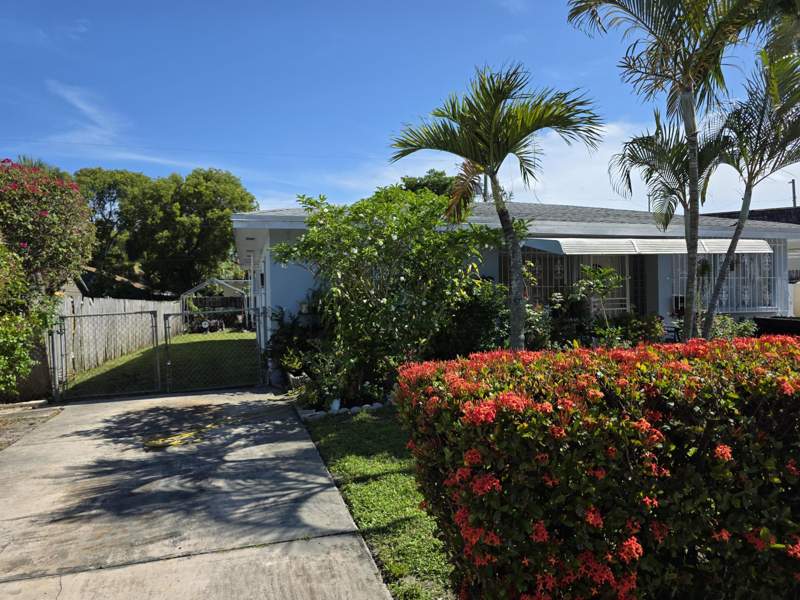 4 bedroom Single Family Residence at 528 49th Street, North Palm Bch 1, West Palm Beach — photo 3
