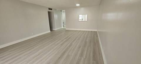 421 NE 14th Avenue #302, Hallandale Beach FL - photo 9 of 26