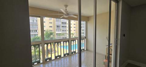 421 NE 14th Avenue #302, Hallandale Beach FL - photo 11 of 26