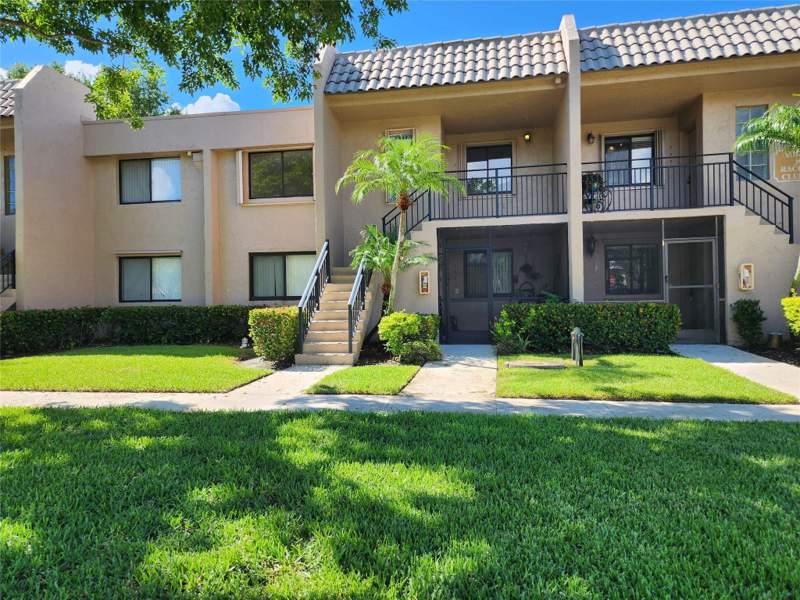 2 bedroom Condominium at 390 Racquet Club Road #204, Gardens At Bonaventure 11 West, Weston — photo 2
