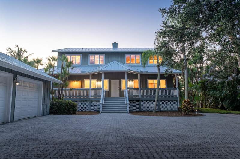6 bedroom Single Family Residence at 114 N Sewalls Point Road, Twin Rivers, Sewalls Point — photo 3