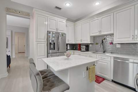8316 NW 9th Avenue, Boca Raton FL - photo 14 of 52
