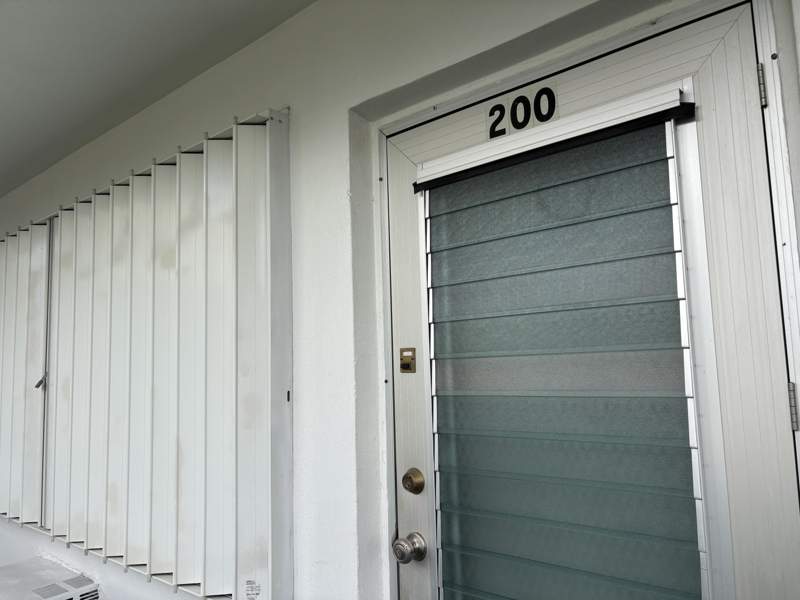 1 bedroom Condominium at 200 Berkshire J, Century Village / Berkshire A Thru K Condos, West Palm Beach — photo 2