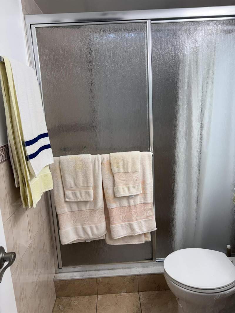 2 bedroom Condominium at 25 Kent B, Century Village, West Palm Beach — photo 3