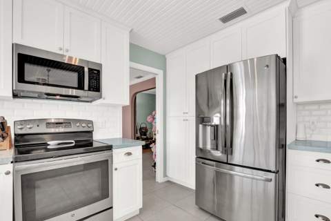 3739 Lighthouse Drive, Palm Beach Gardens FL - photo 12 of 55