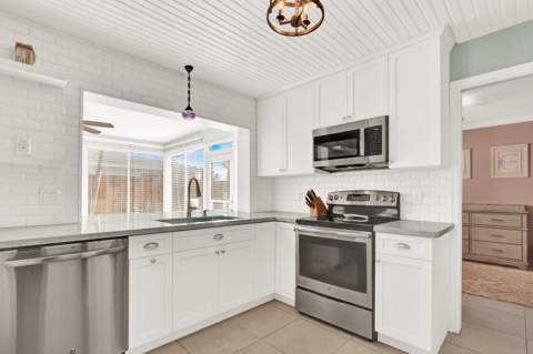 3739 Lighthouse Drive, Palm Beach Gardens FL - photo 11 of 55