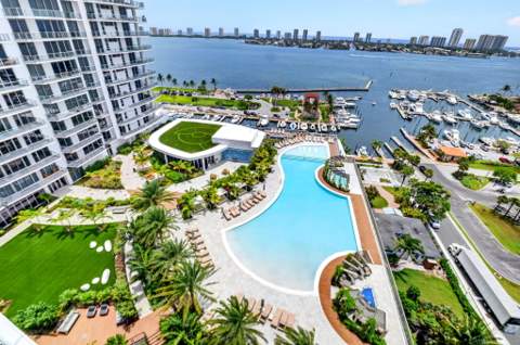 220 Lake Shore Drive #1506, Lake Park FL - photo 12 of 95