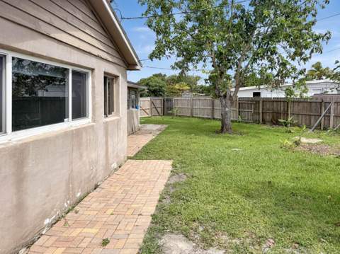 752 Orchid Drive, Royal Palm Beach FL - photo 24 of 29