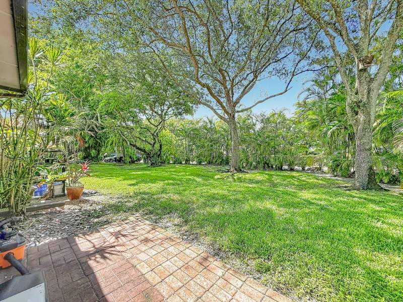 3 bedroom Condominium at 9701 N New River Canal Road #108b, Trellises 1B Condo, Plantation — photo 2