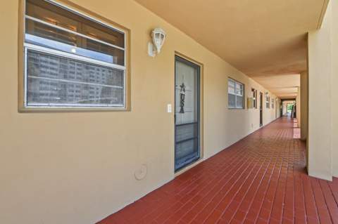 308 Golfview Road #101, North Palm Beach FL - photo 24 of 41