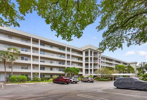 806 Cypress Boulevard #209, Pompano Beach FL - photo 8 of 57