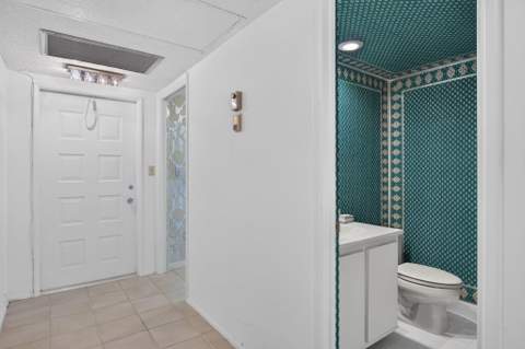 806 Cypress Boulevard #209, Pompano Beach FL - photo 9 of 57