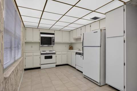 806 Cypress Boulevard #209, Pompano Beach FL - photo 13 of 57
