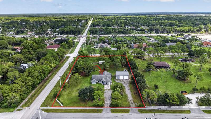 4 bedroom Single Family Residence at 14935 89th Place, The Acreage, Loxahatchee — photo 2