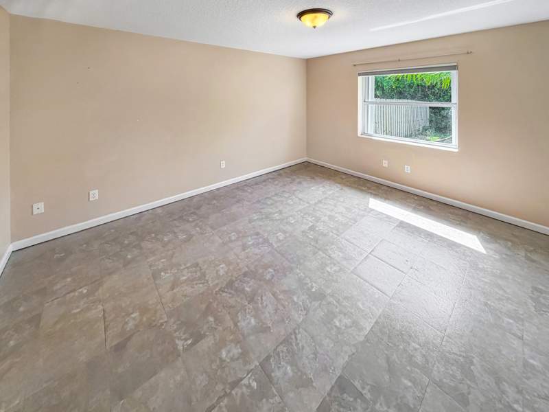 4 bedroom Single Family Residence at 2361 NE 21st Avenue, Leilani Heights, Jensen Beach — photo 4