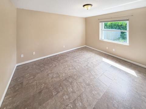 2361 NE 21st Avenue, Jensen Beach FL - photo 10 of 17