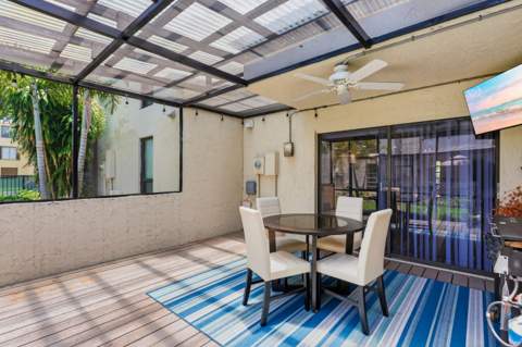 721 SE 1st Way #C11, Deerfield Beach FL - photo 17 of 42