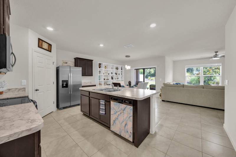 4 bedroom Single Family Residence at 5312 Amusement Avenue, Celebration Pointe, Fort Pierce — photo 4